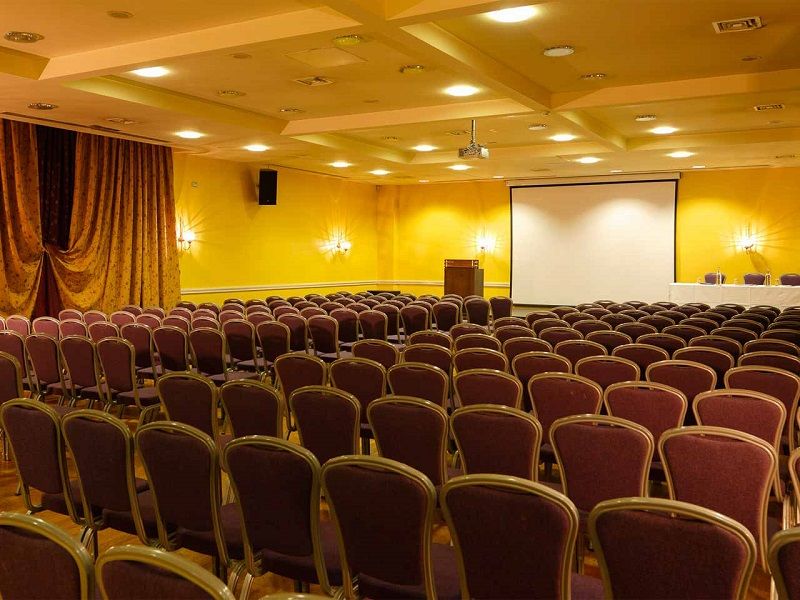 Crystal Hotel Cavan